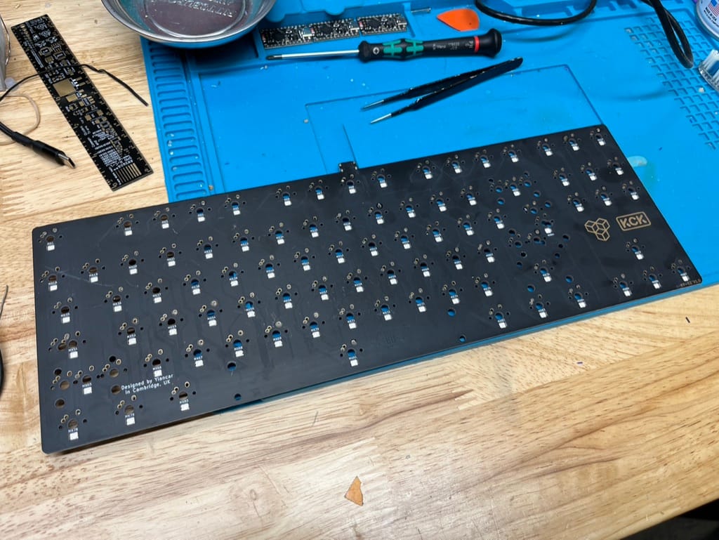 Keyboard Repair Case #57004 (ESNTL TKL KY-02 PCB)